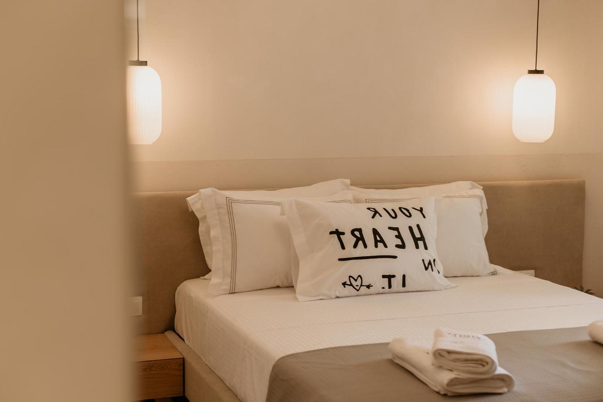 Trinity The Hotel 阿莫利亚尼岛 外观 照片